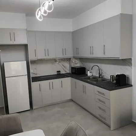 Grey Haven Luxury 아파트