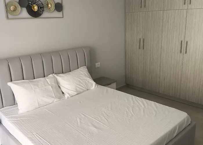 Grey Haven Luxury Appartamento Sarandë